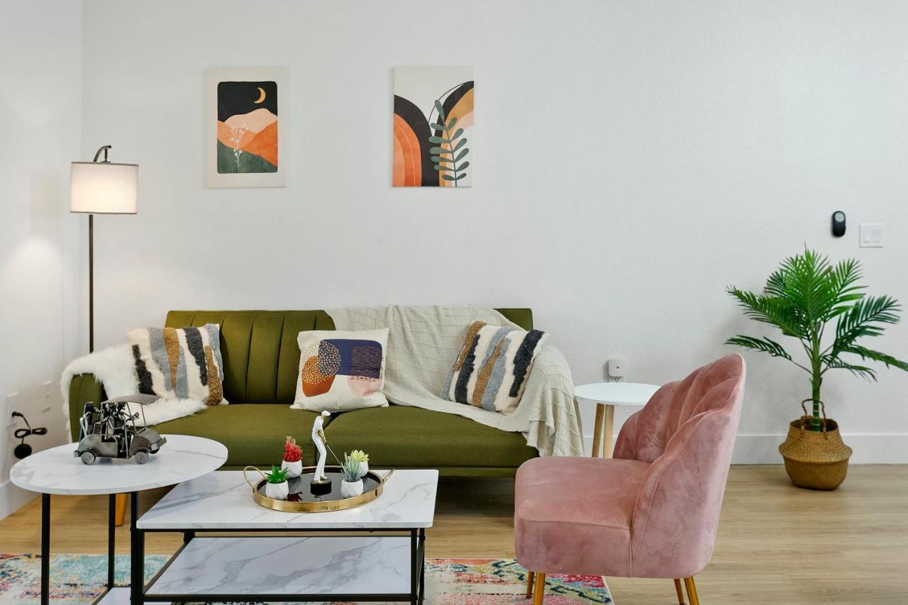 Cozysuites Glendale By The Stadium With Pool 10 Экстерьер фото