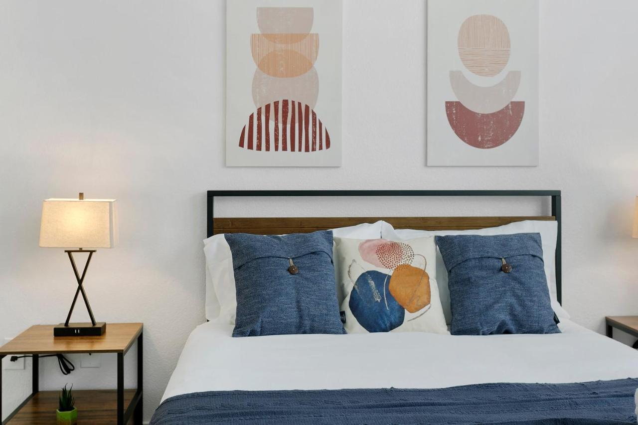 Cozysuites Glendale By The Stadium With Pool 10 Экстерьер фото
