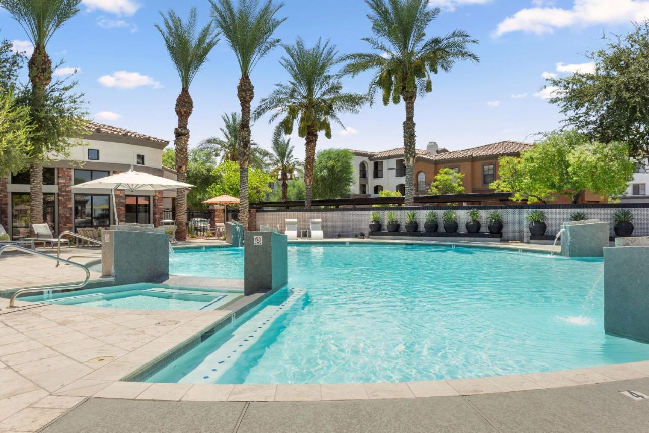 Cozysuites Glendale By The Stadium With Pool 10 Экстерьер фото